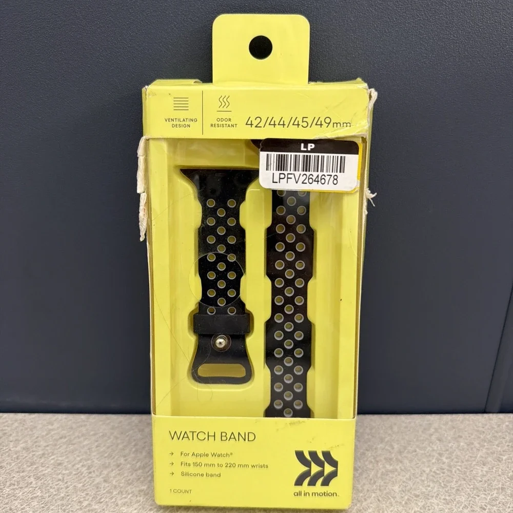 Apple Watch Band 42/44/45mm All in Motion Silicone Sports Strap Black Athlete‎